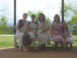 18-short-term-volunteer-family-from-australia.jpg