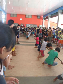 20-tug-o-war.jpg