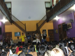 29-tuesday-night-worship.jpg