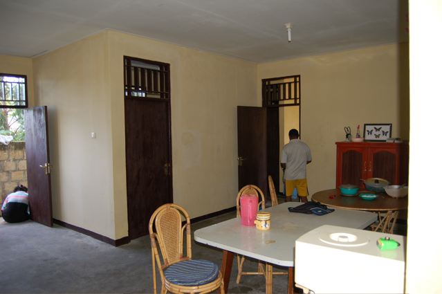  Minius dining room